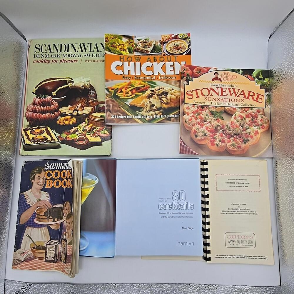 Vintage Lot of Cookbooks Recipes